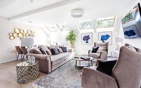 Luxury For Everyone - Hills Park Lux Apartments 1